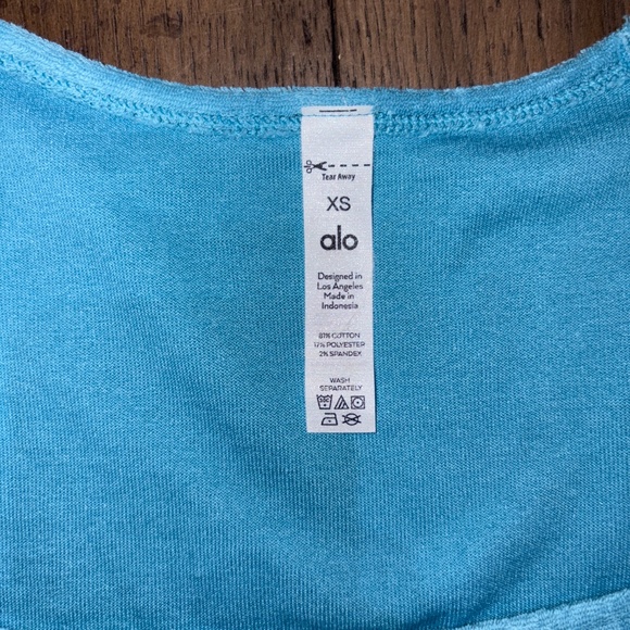 Alo Shirt and Shorts Set - Picture 3 of 4